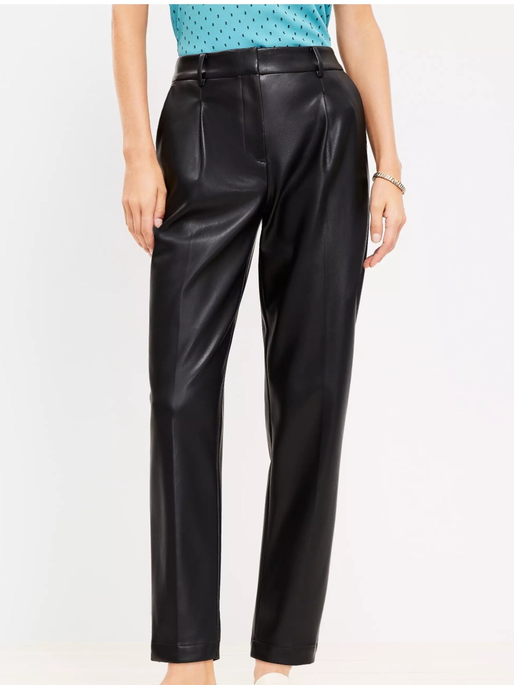 Loft Pleated Tapered Pants in Faux Leather Black Size 6 NWT